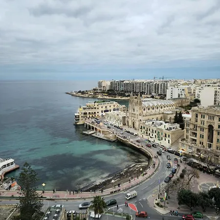 1br In St Julians Minutes To And Nightlife Lägenhet St. Julian's